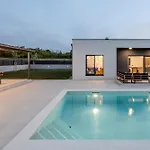 Vedro Nebo, Xl Heated Pool * Umljanovic