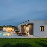 Villa Vedro Nebo, Xl Heated Pool *
