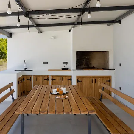 Vedro Nebo, Xl Heated Pool Villa Umljanovic