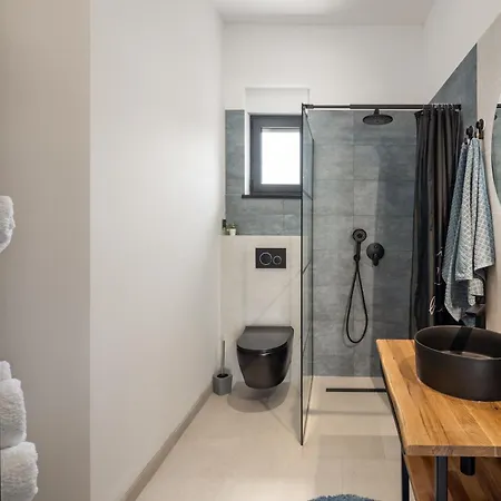 Vedro Nebo, Xl Heated Pool * Umljanović