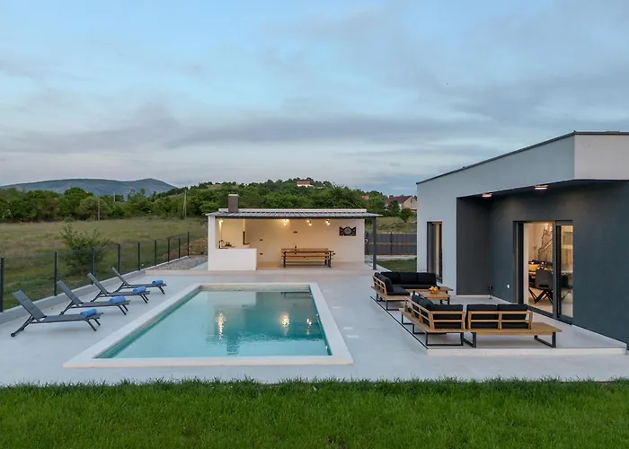 Villa Vedro Nebo, Xl Heated Pool