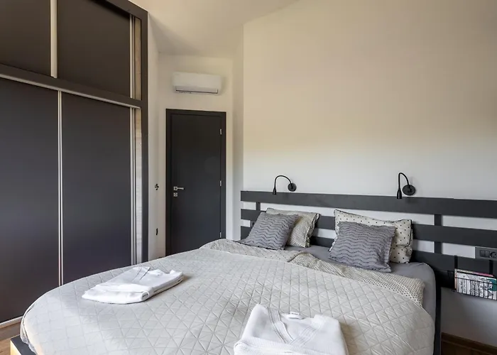 Vedro Nebo, Xl Heated Pool Villa *